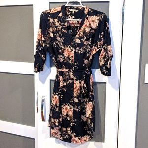 41 Hawthorn Cristen Floral Navy Dress (petite)